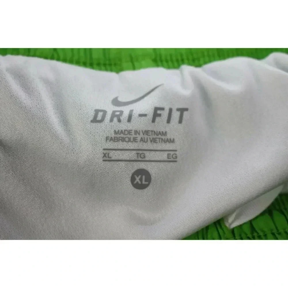 Youth Nike DRI-FIT shorts size XL